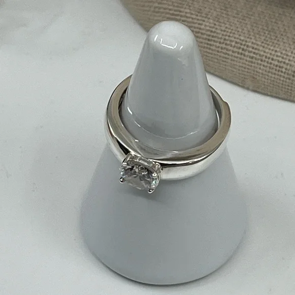 💎 Vintage 925 Sterling Silver Solitaire CZ Ring Size 7 - Picture 14 of 17